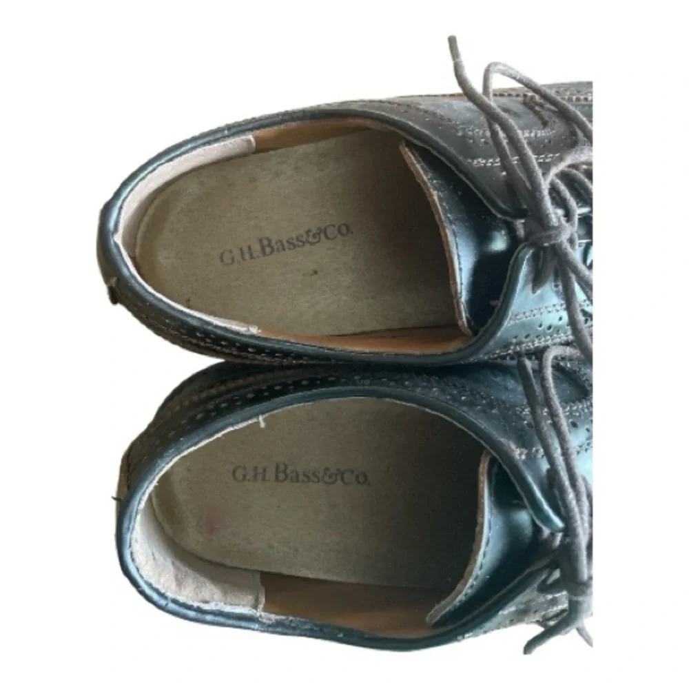 G.H. Bass & Co. Brown Leather Lace Up Shoe